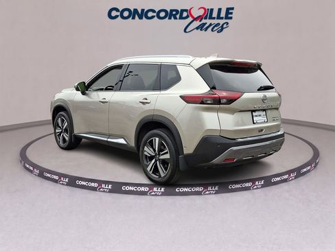 Certified 2023 Nissan Rogue SL w/ SL Premium Package AWD/4WD image 5
