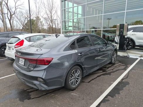Used 2024 Kia Forte GT-Line image 4
