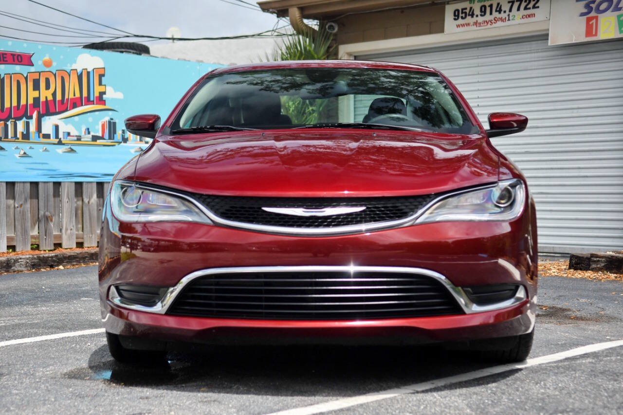 Used 2015 Chrysler 200 Limited FWD image 3