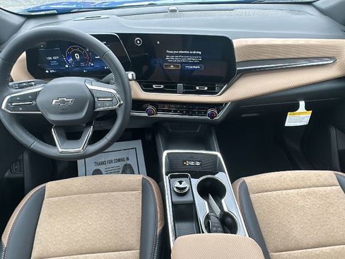 New 2026 Chevrolet Equinox ACTIV w/ Safety and Technology Package image 17