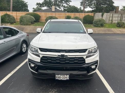 Used 2021 Chevrolet Colorado LT w/ LT Convenience Package RWD image 2