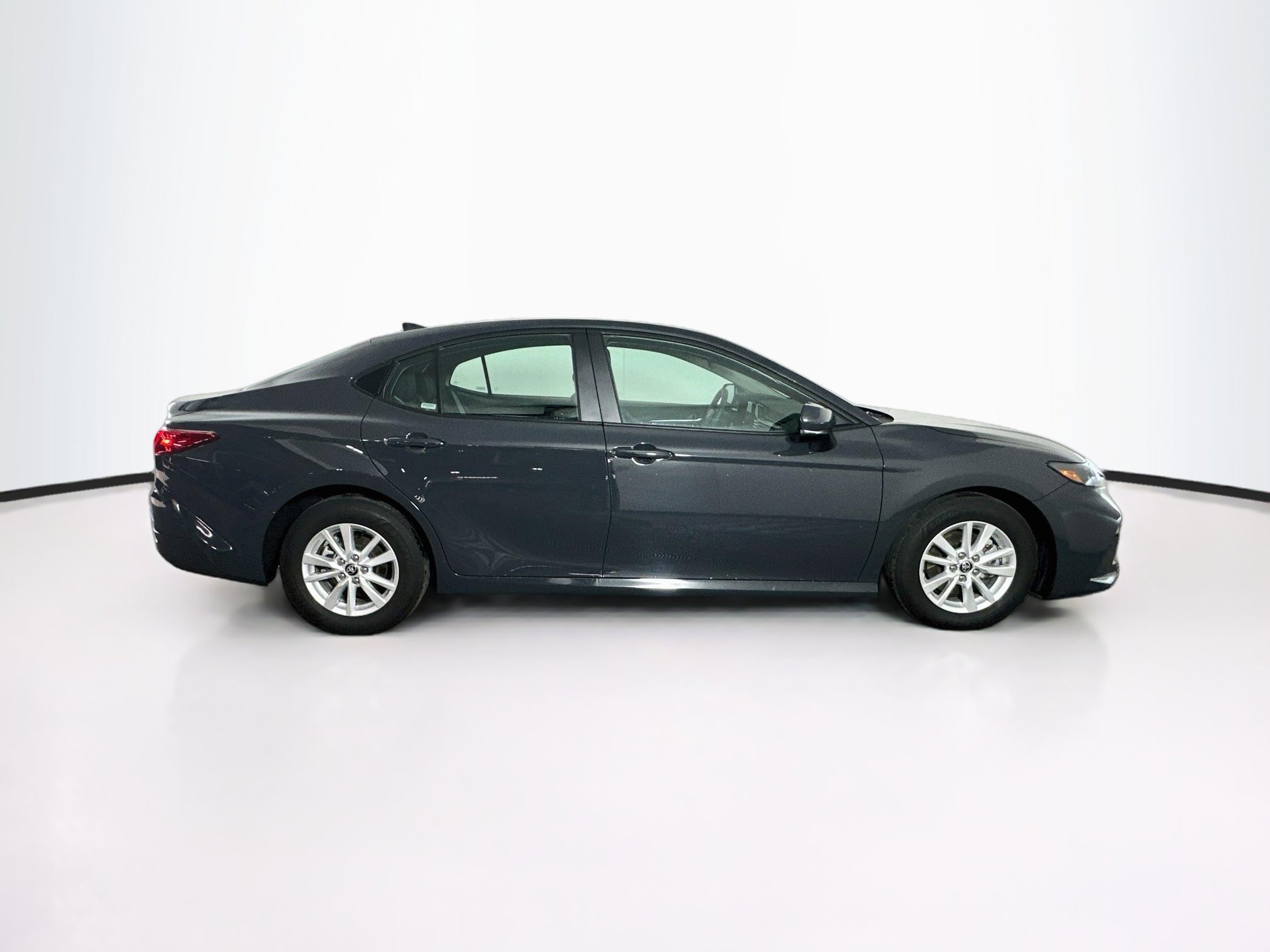 Used 2026 Toyota Camry LE FWD image 10