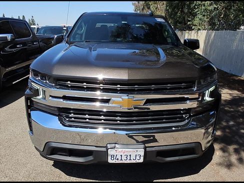 Used 2022 Chevrolet Silverado 1500 LT w/ LPO, Liner Protection Package RWD image 3