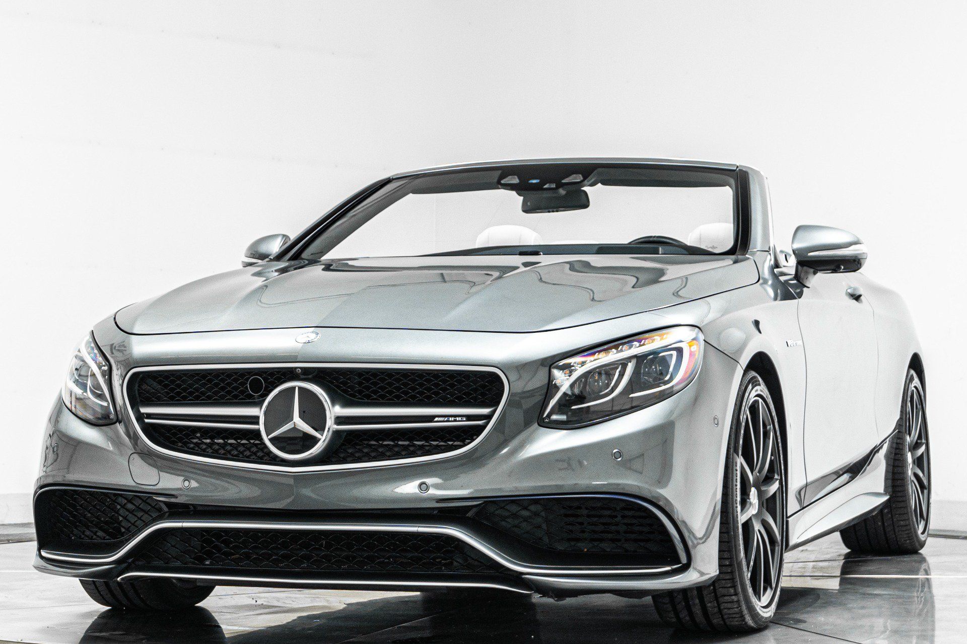Used 2017 Mercedes-Benz S 63 AMG 4MATIC Cabriolet image 5