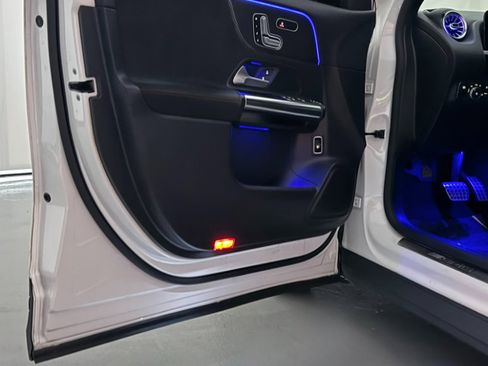 Used 2021 Mercedes-Benz GLA 35 AMG AMG GLA35 image 17