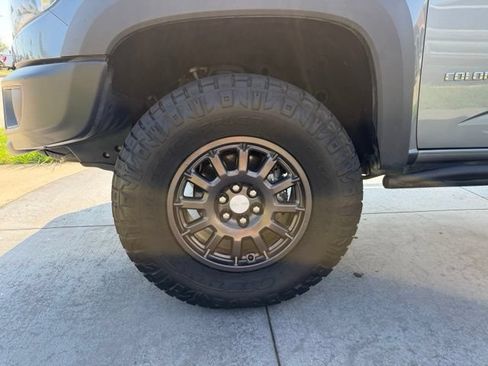 Used 2019 Chevrolet Colorado ZR2 w/ Colorado ZR2 Bison Edition AWD/4WD image 4