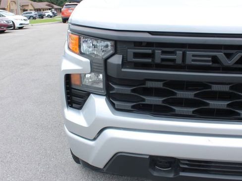Used 2022 Chevrolet Silverado 1500 Custom AWD/4WD image 38