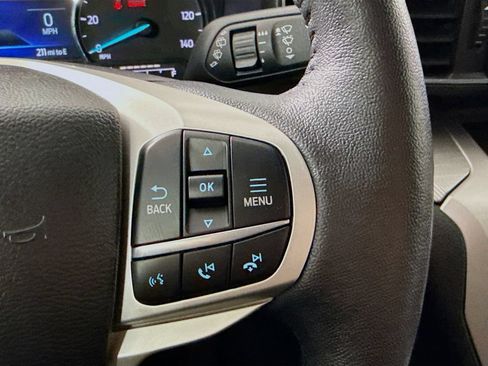 Used 2023 Ford Explorer XLT w/ Equipment Group 202A RWD image 12