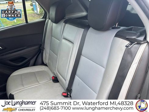Used 2020 Chevrolet Trax Premier AWD/4WD image 12