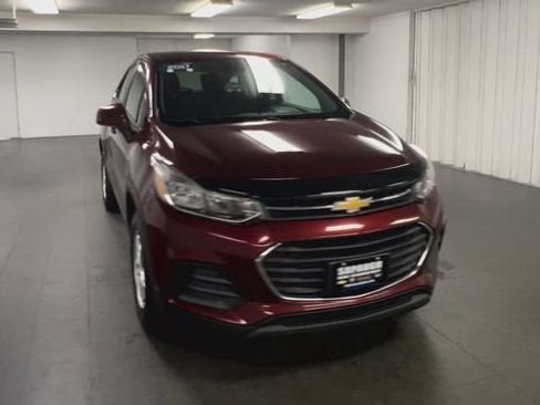 Certified 2017 Chevrolet Trax LS w/ Fleet Convenience Package AWD/4WD image 3