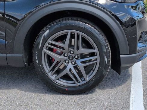 New 2026 Ford Explorer ST-Line w/ ST-Line Street Pack RWD image 11