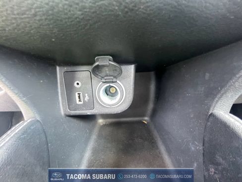 Used 2018 Nissan Kicks SR w/ Premium Package FWD image 22