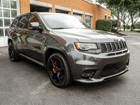 Used 2020 Jeep Grand Cherokee SRT AWD/4WD image 6