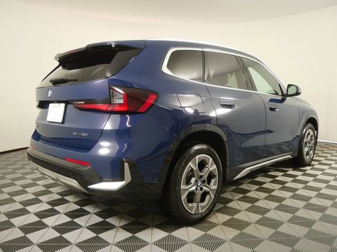 Used 2026 BMW X1 xDrive28i AWD/4WD image 3