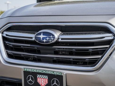 Used 2018 Subaru Outback 2.5i AWD/4WD image 10