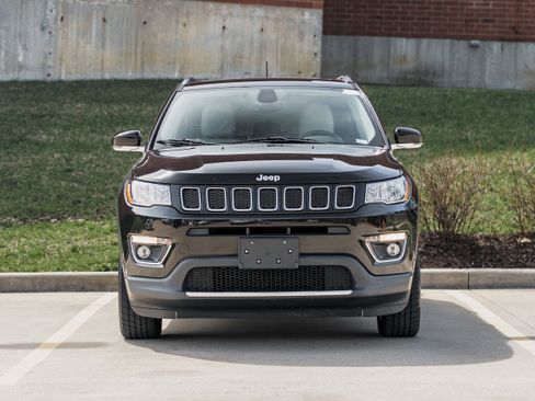 Used 2018 Jeep Compass Limited w/ Navigation Group image 27