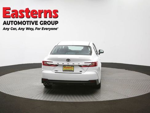 Used 2025 Toyota Camry SE w/ Convenience Package FWD image 37