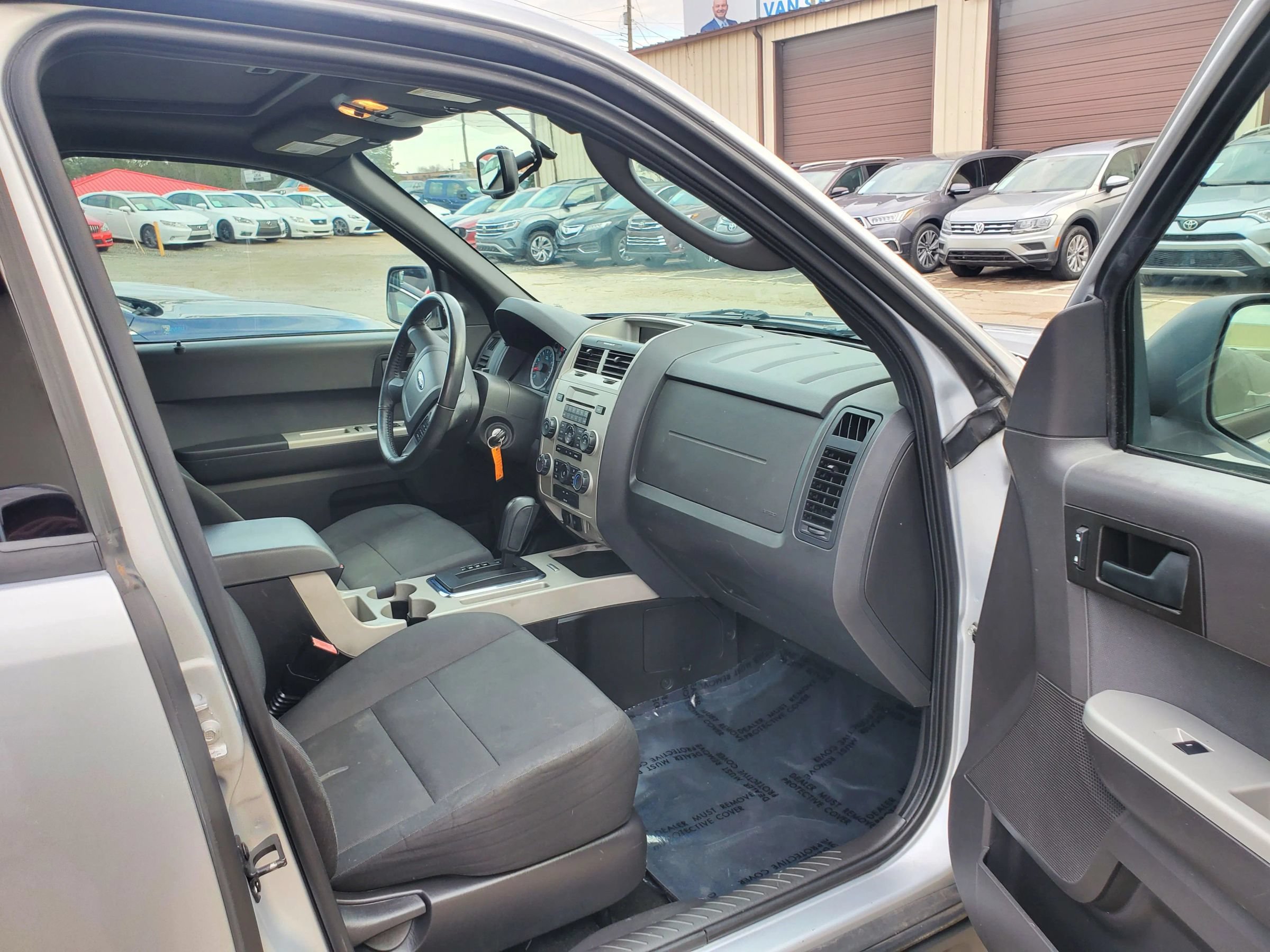 Used 2012 Ford Escape XLT FWD image 19