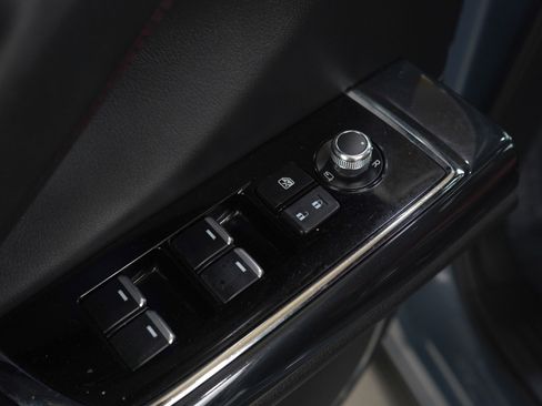 Used 2023 MAZDA CX-9 Carbon Edition image 25