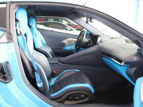 Used 2021 Chevrolet Corvette Stingray Premium Cpe w/ Z51 Performance Package image 47