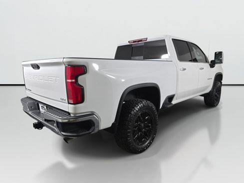 Used 2024 Chevrolet Silverado 3500 LTZ w/ LTZ Plus Package AWD/4WD image 3