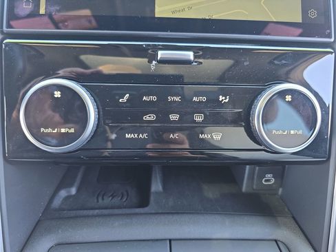 Used 2023 Land Rover Discovery HSE R-Dynamic image 26