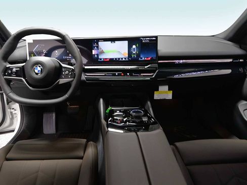 New 2026 BMW 530i image 12