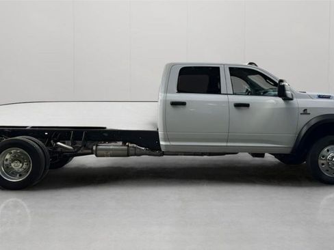 Used 2024 RAM 4500 Tradesman w/ Chrome Appearance Group image 4