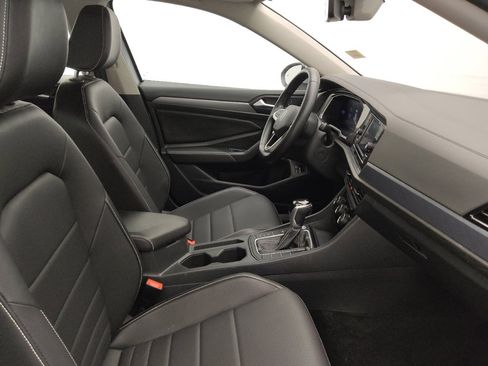 Used 2024 Volkswagen Jetta SE image 19