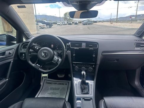 Used 2018 Volkswagen Golf R 4-Door image 3