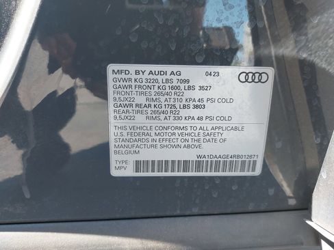 Used 2024 Audi Q8 e-tron Prestige w/ Prestige Package AWD/4WD image 11