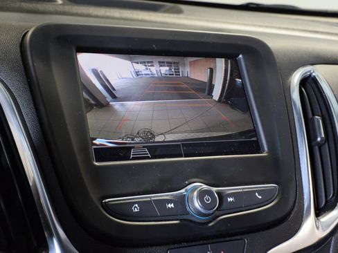 Used 2023 Chevrolet Equinox LT AWD/4WD image 24