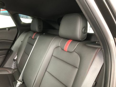 Used 2025 Chevrolet Trax RS w/ Driver Confidence Package FWD image 10