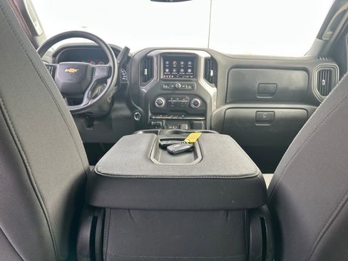 Used 2023 Chevrolet Silverado 1500 Custom image 24