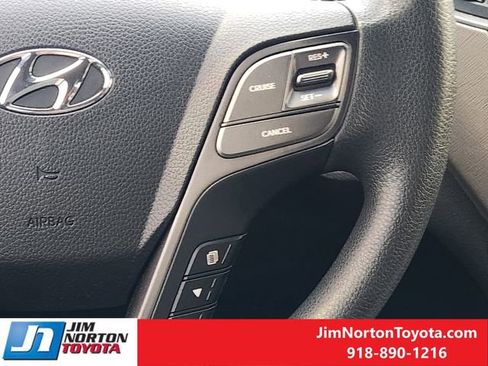 Used 2018 Hyundai Santa Fe Sport w/ 2.4L Value Package 02 image 30