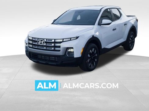 Used 2025 Hyundai Santa Cruz SE AWD/4WD image 1