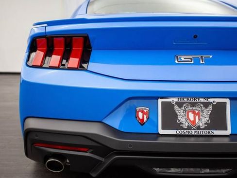 Used 2025 Ford Mustang GT image 34