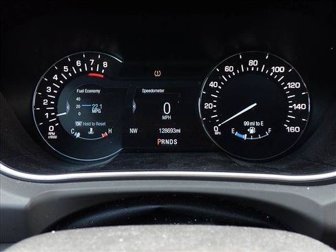 Used 2017 Lincoln MKX Select w/ Select Plus Package AWD/4WD image 15