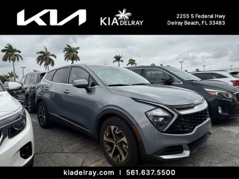 Used 2023 Kia Sportage EX image 1