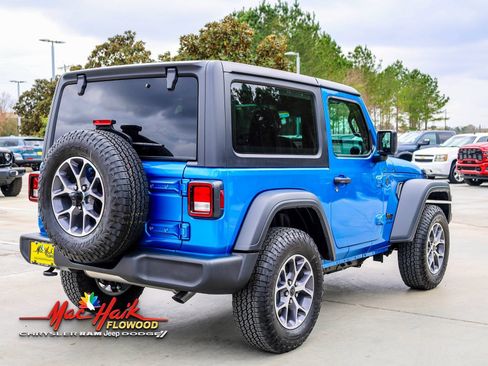 Used 2026 Jeep Wrangler Sport S image 8