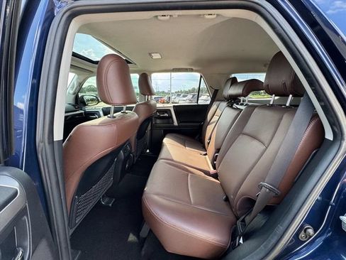 Used 2022 Toyota 4Runner Limited AWD/4WD image 12