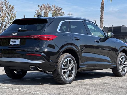 New 2025 Audi Q5 Premium image 4