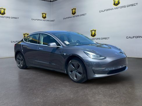 Used 2018 Tesla Model 3 Long Range RWD image 7