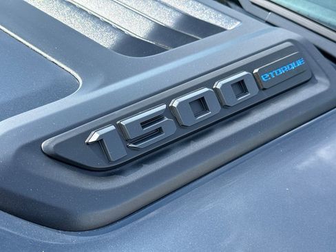 New 2026 RAM 1500 Laramie AWD/4WD image 6