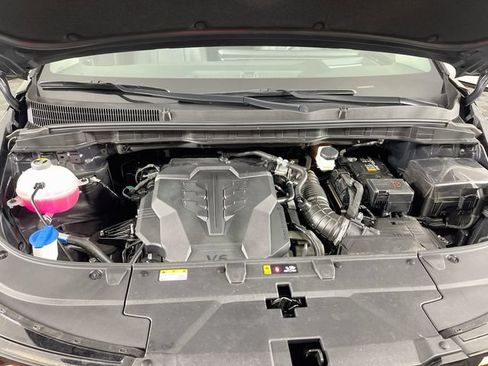 Used 2025 Kia Carnival SX Prestige FWD image 34