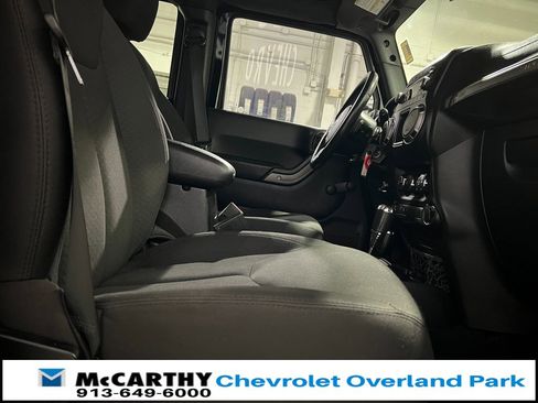 Used 2017 Jeep Wrangler Unlimited Sport w/ Connectivity Group image 22