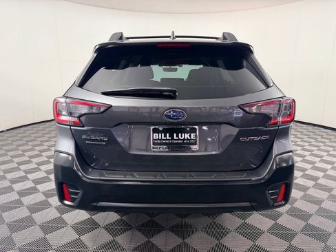 Used 2021 Subaru Outback Premium w/ Popular Package #1 AWD/4WD image 9