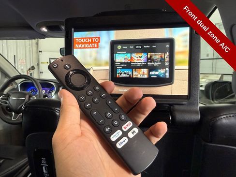 Used 2023 Chrysler Pacifica Touring-L w/ Uconnect Theater Family Group AWD/4WD image 54