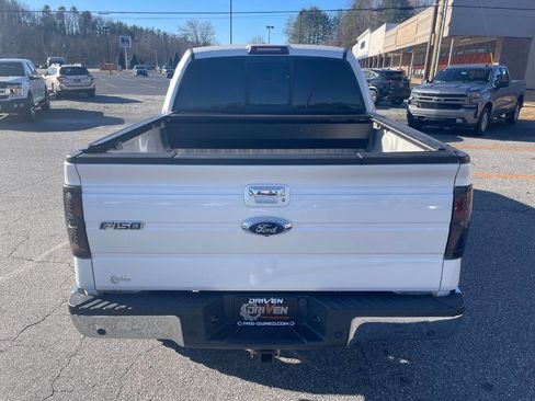 Used 2014 Ford F150 Lariat w/ Lariat Chrome Package image 11