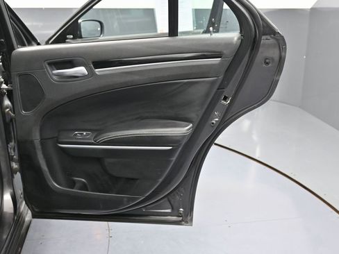 Used 2023 Chrysler 300 S image 40
